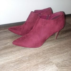 Old Navy Burgundy Suede Booties Size 10